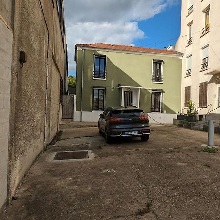 "Maison Verte" - Terrasse - Parking - 10Min Du Metro Montreuil  Eksteriør billede